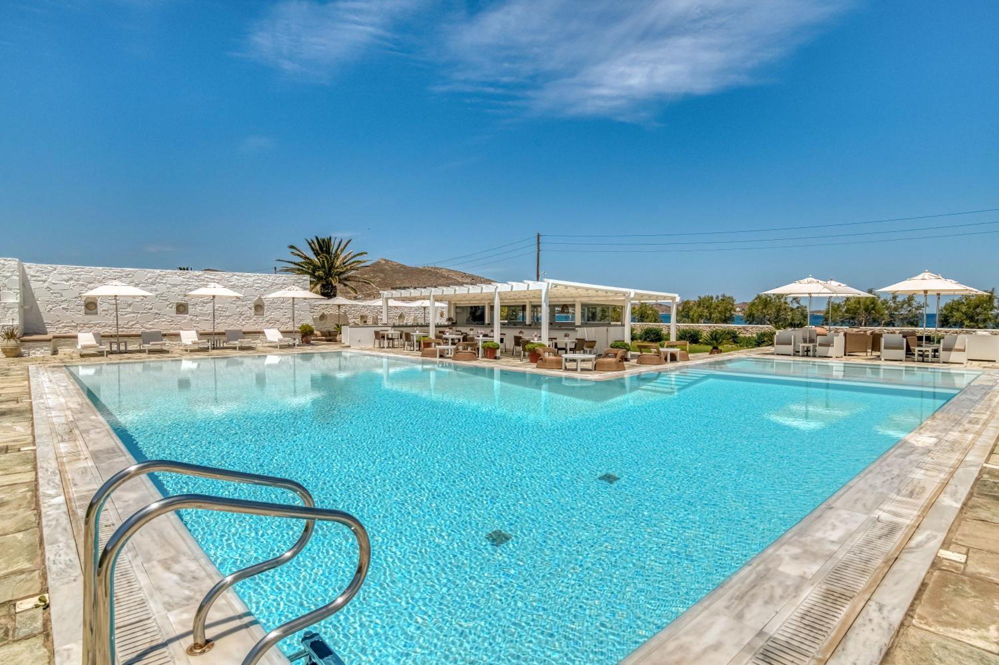 Bellonia Aparthotel Naousa (Paros)